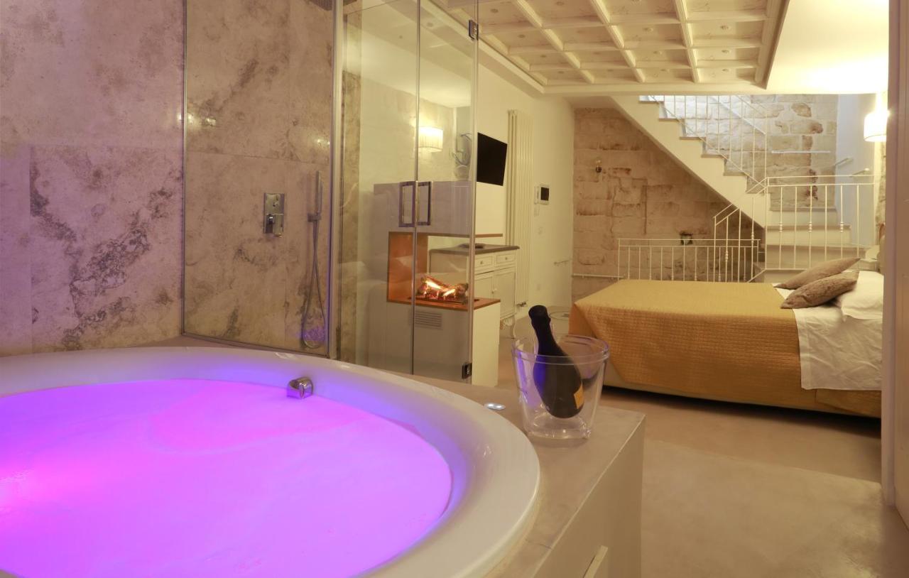 Palazzo Stapane Home Suite 9 - Luxury Living Monopoli Bagian luar foto
