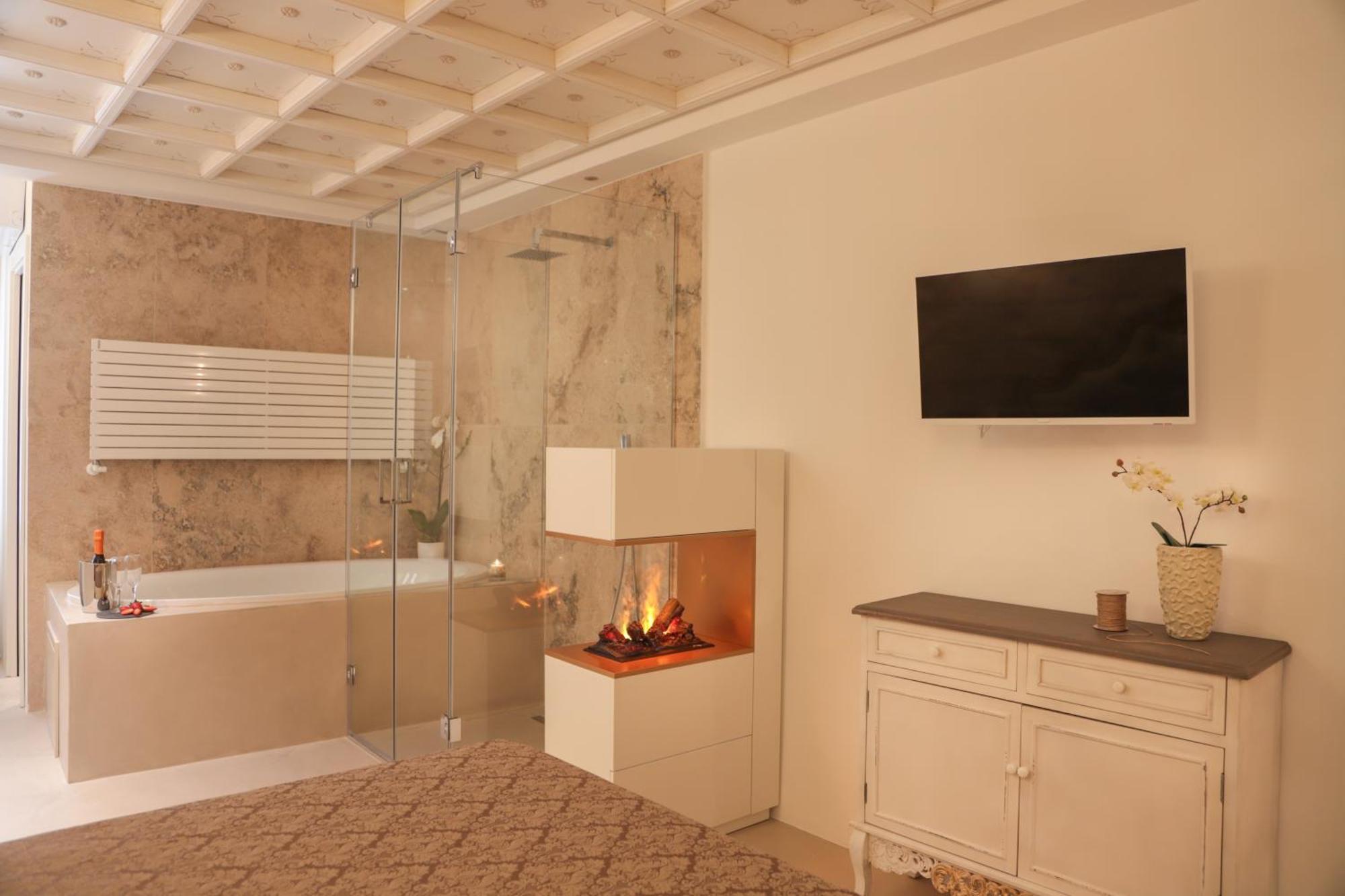 Palazzo Stapane Home Suite 9 - Luxury Living Monopoli Bagian luar foto