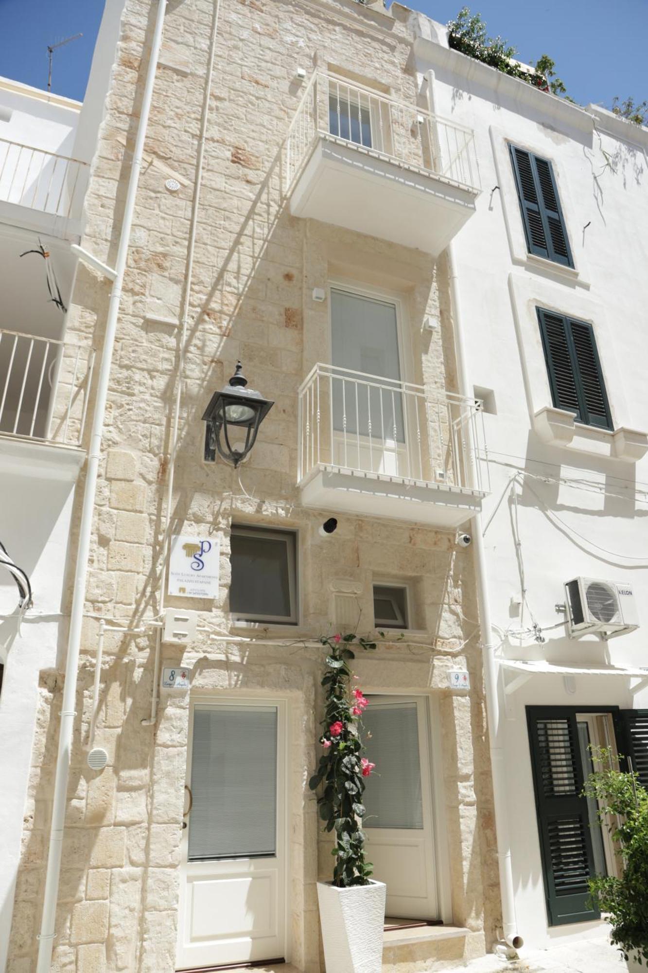 Palazzo Stapane Home Suite 9 - Luxury Living Monopoli Bagian luar foto